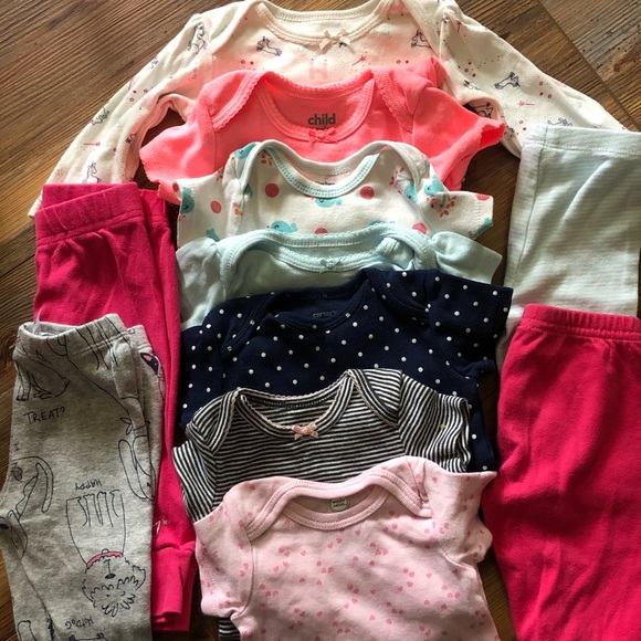 Carter’s 3 month bundle - Picture 2 of 6